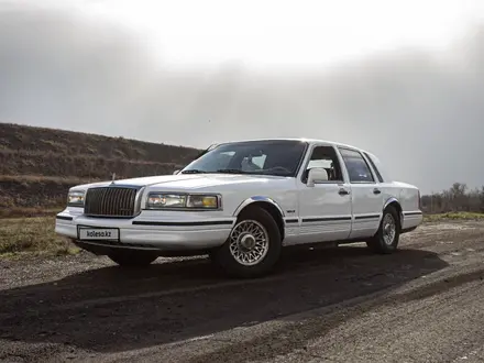 Lincoln Town Car 1996 года за 3 500 000 тг. в Алматы – фото 2