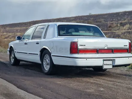 Lincoln Town Car 1996 года за 3 500 000 тг. в Алматы – фото 5