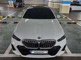 BMW 530 XDrive 2024 года за 32 659 200 тг. в Алматы – фото 4