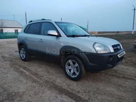 Hyundai Tucson 2007 года за 4 000 000 тг. в Уральск – фото 5