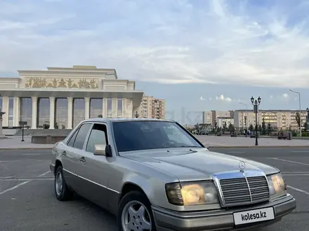 Mercedes-Benz E 230 1992 года за 1 600 000 тг. в Талдыкорган – фото 3