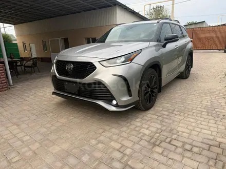 Toyota Highlander 2023 года за 28 200 000 тг. в Алматы