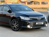 Toyota Camry 2015 года за 10 000 000 тг. в Актау – фото 4