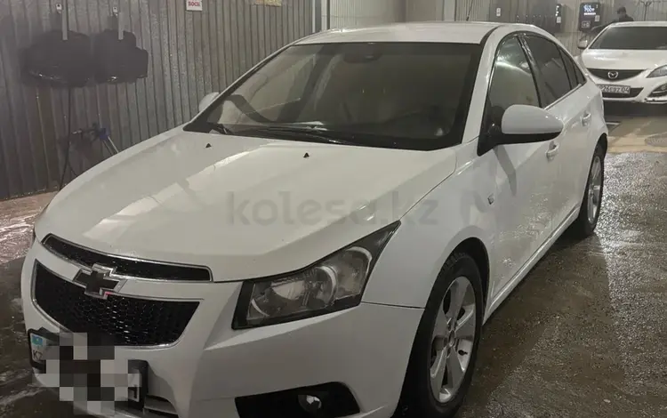 Chevrolet Cruze 2011 годаfor2 500 000 тг. в Актобе