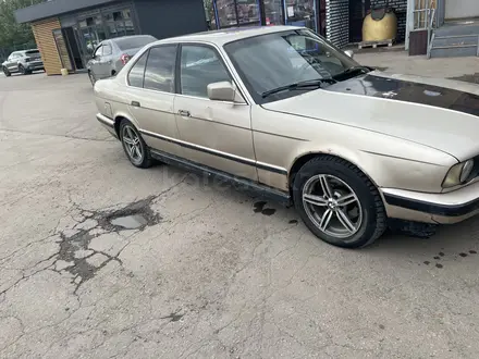 BMW 520 1991 года за 1 250 000 тг. в Астана – фото 2