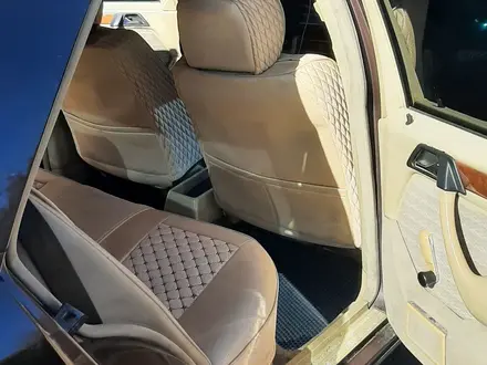 Mercedes-Benz E 220 1993 года за 2 400 000 тг. в Талдыкорган – фото 30