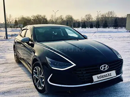 Hyundai Sonata 2022 года за 13 500 000 тг. в Усть-Каменогорск