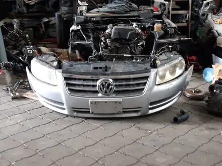 Передняя часть VW Touаreg 3.2 — 4.2 за 500 000 тг. в Алматы