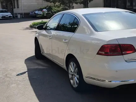 Volkswagen Passat 2012 года за 5 900 000 тг. в Алматы – фото 4