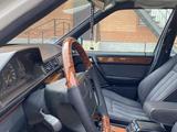 Mercedes-Benz E 200 1995 годаүшін2 250 000 тг. в Аральск – фото 2