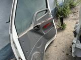 Hyundai дверь правая за 230 000 тг. в Темиртау