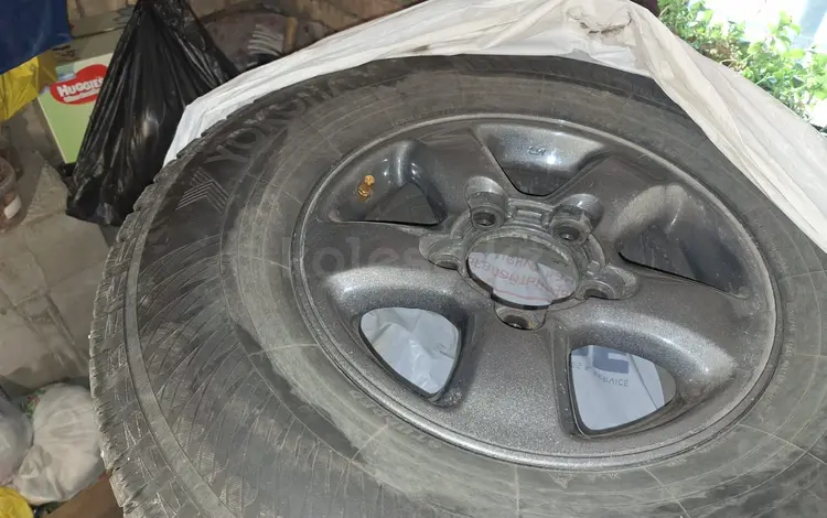 Yokohama IceGuard IG65 275/70/16 с дисками. за 350 000 тг. в Алматы