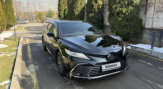 Toyota Camry 2021 года за 16 500 000 тг. в Алматы