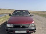 Volkswagen Vento 1995 года за 800 000 тг. в Караганда – фото 4