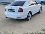 Skoda Octavia 2013 года за 3 100 000 тг. в Атырау – фото 4