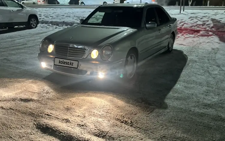 Mercedes-Benz E 55 AMG 1998 годаfor6 000 000 тг. в Караганда