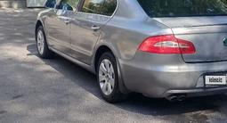 Skoda Superb 2012 года за 3 200 000 тг. в Алматы – фото 5