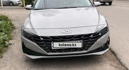 Hyundai Elantra 2023 годаfor11 500 000 тг. в Алматы – фото 2