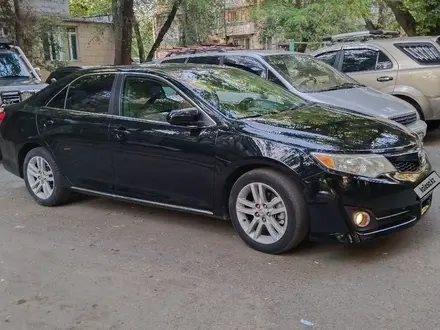 Toyota Camry 2014 года за 8 000 000 тг. в Алматы