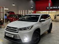 Toyota Highlander 2017 годаүшін18 000 000 тг. в Актау