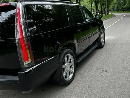 Cadillac Escalade 2007 года за 13 000 000 тг. в Алматы – фото 6