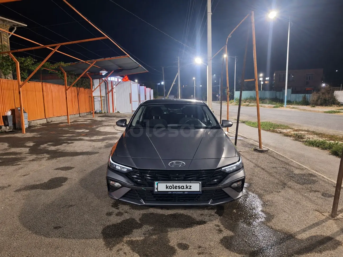 Hyundai Elantra, 2024