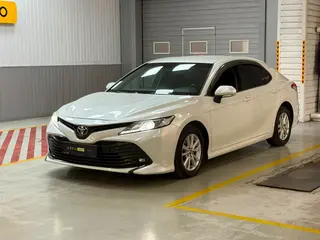 Toyota Camry Prestige