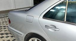Mercedes-Benz E 430 2001 года за 5 850 000 тг. в Шымкент – фото 4