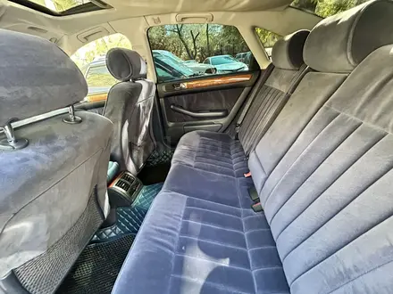Audi A6 1997 года за 4 000 000 тг. в Алматы – фото 36
