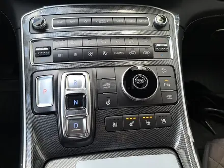 Hyundai Santa Fe 2023 года за 16 800 000 тг. в Алматы – фото 16