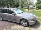 BMW 520 1998 года за 3 400 000 тг. в Астана – фото 2