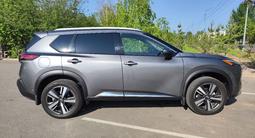 Nissan Rogue 2022 года за 12 500 000 тг. в Алматы – фото 5