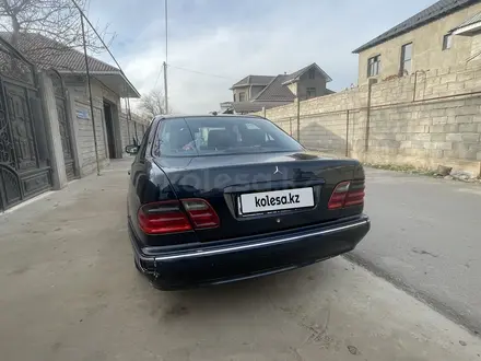 Mercedes-Benz E 240 1999 года за 3 500 000 тг. в Шымкент – фото 8