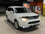 Mitsubishi Outlander 2012 годаүшін6 200 000 тг. в Астана – фото 3