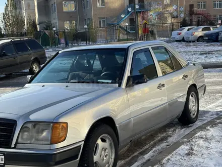 Mercedes-Benz E 280 1993 года за 1 700 000 тг. в Астана – фото 11