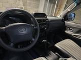 Toyota Land Cruiser Prado 2000 года за 6 500 000 тг. в Алматы – фото 5