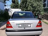 Mercedes-Benz C 230 1996 годаүшін2 700 000 тг. в Алматы – фото 2