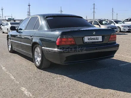 BMW 730 1996 года за 3 500 000 тг. в Актау – фото 6