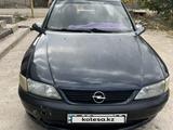 Opel Vectra 1996 годаүшін1 200 000 тг. в Тараз