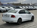 Volkswagen Polo 2017 года за 6 300 000 тг. в Атырау – фото 5