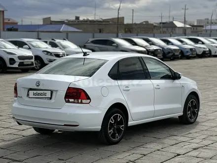 Volkswagen Polo 2017 года за 6 300 000 тг. в Атырау – фото 5