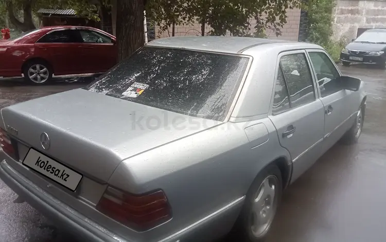 Mercedes-Benz E 280 1993 года за 2 350 000 тг. в Павлодар