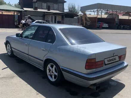 BMW 520 1993 года за 1 500 000 тг. в Жаркент – фото 2