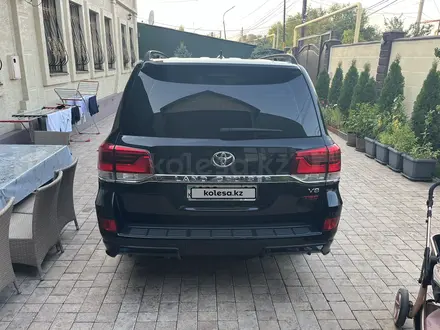 Toyota Land Cruiser 2021 года за 45 000 000 тг. в Алматы – фото 6