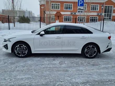 Kia K5 2023 года за 17 000 000 тг. в Атырау – фото 26