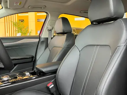 Kia K5 Luxe 2026 года за 14 290 000 тг. в Караганда – фото 14