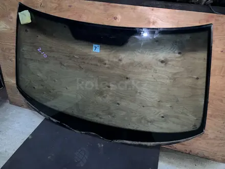 Лобовое стекло на мерседес W210 АВАНГАРД за 90 000 тг. в Шымкент – фото 2