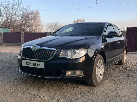 Skoda Superb 2010 года за 2 300 000 тг. в Алматы
