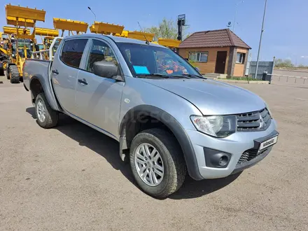 Mitsubishi L200 2013 года за 4 900 000 тг. в Караганда – фото 2