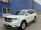 Toyota Highlander 2012 года за 12 500 000 тг. в Алматы